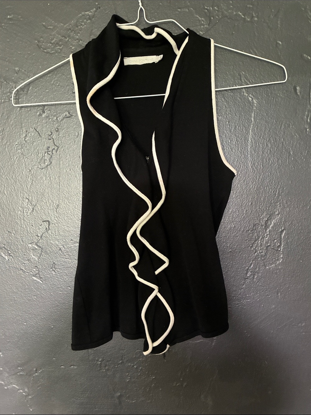 Anne Fontaine Black Sleeveless Ruffle-Trim Camisole with White Piping